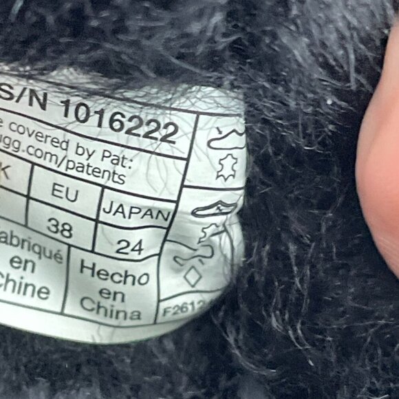 UGG Women's Classic Mini Ii Boot, Black, 07 NWB S148 - Picture 7 of 8